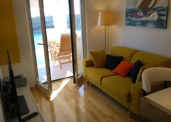 Ammirare Rab Rab Town